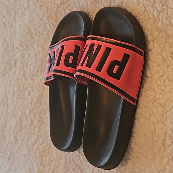 Victoria's secret pink slides - Picture 4 of 6